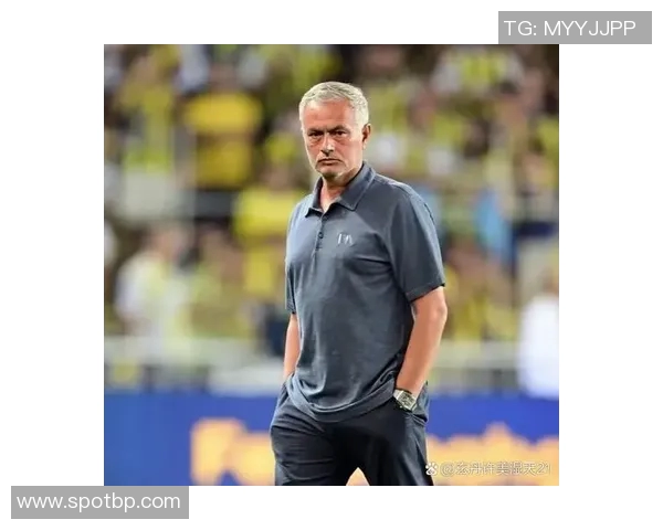 足坛高龄球星依旧闪耀展现传奇精神诠释不老运动风采